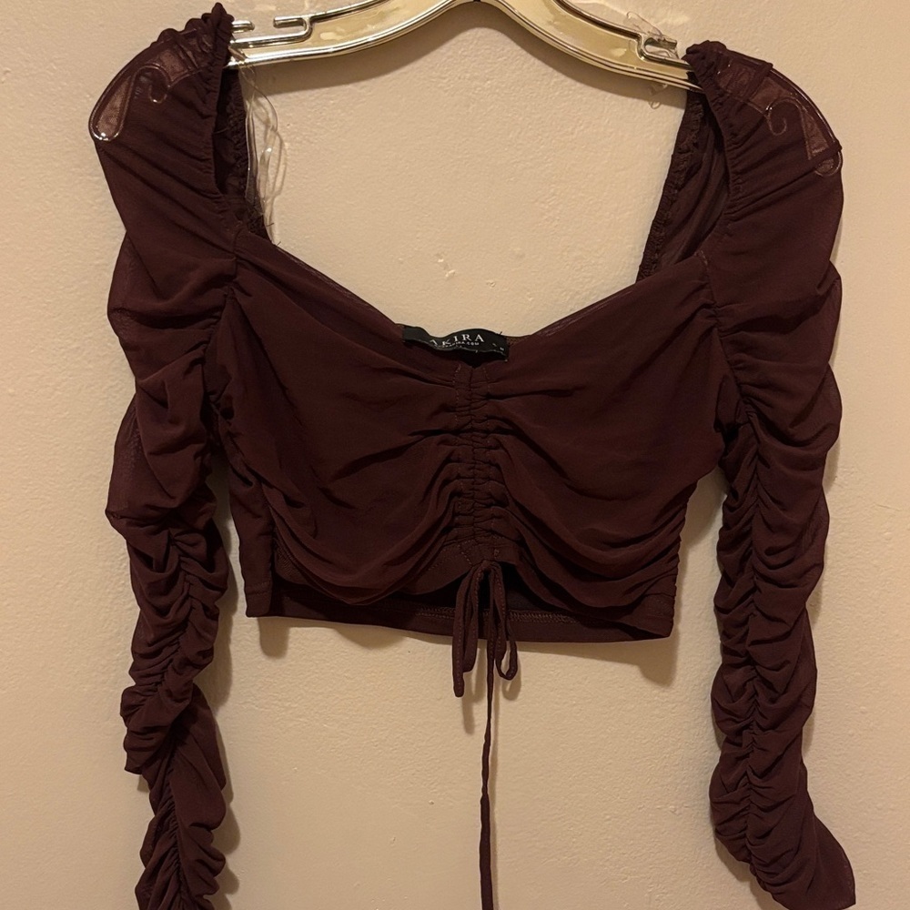 AKIRA Burgundy Ruched Long Sleeve Crop Top